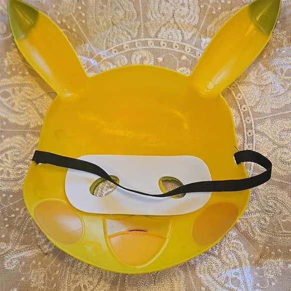 Yellow Pikachu Mask Costume Mask NWT - Picture 4 of 6